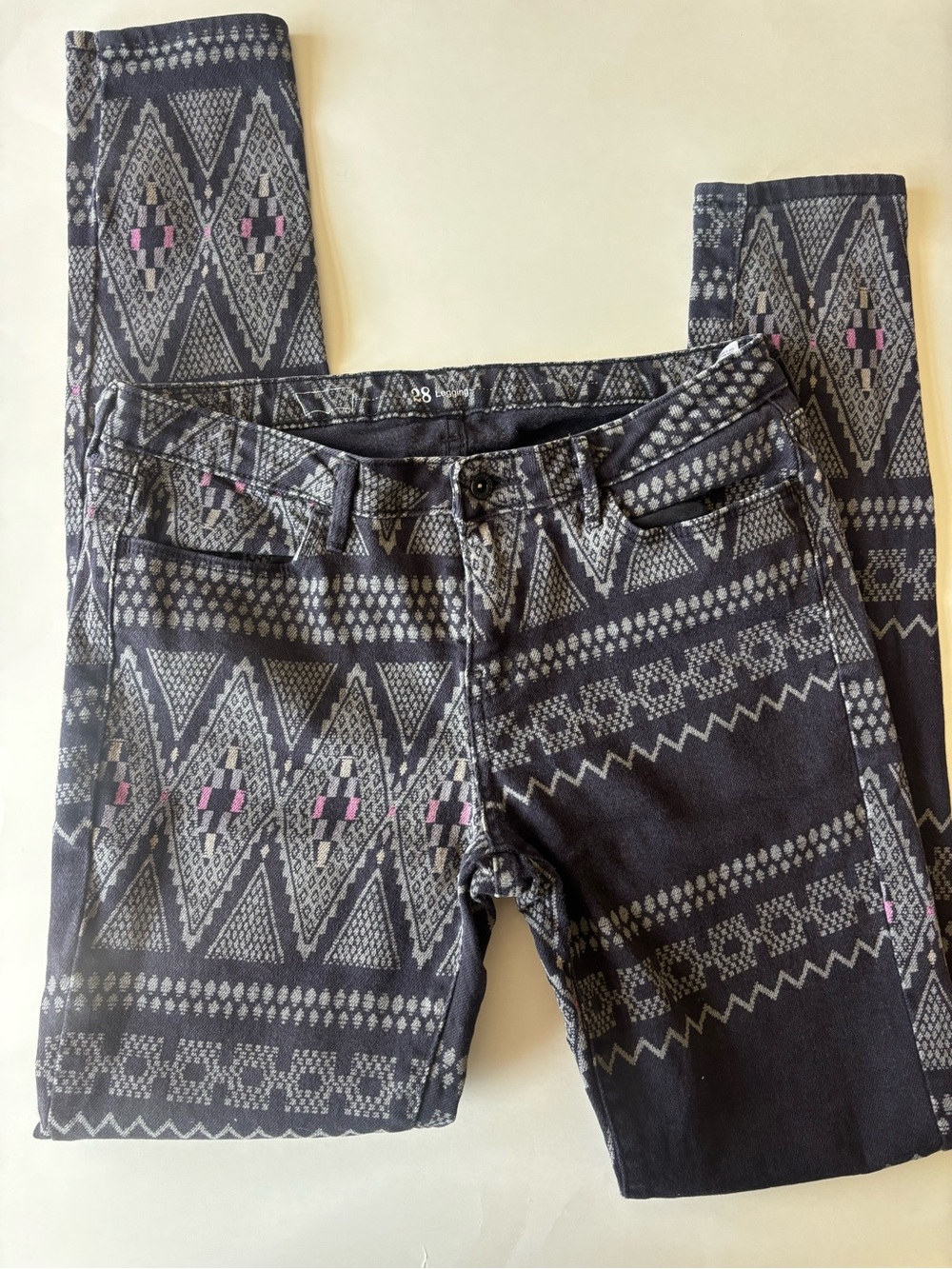 Levi’s Women's Patterned Grey & Pink Stretch Jeans